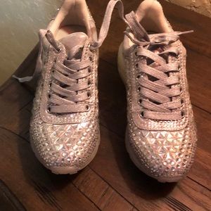 Steve Madden tennis shoes